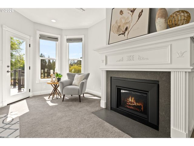 1925 CHILDS Rd, Lake Oswego, OR 97034