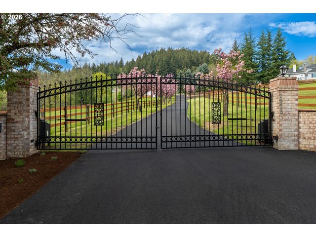 1925 CHILDS Rd, Lake Oswego, OR 97034