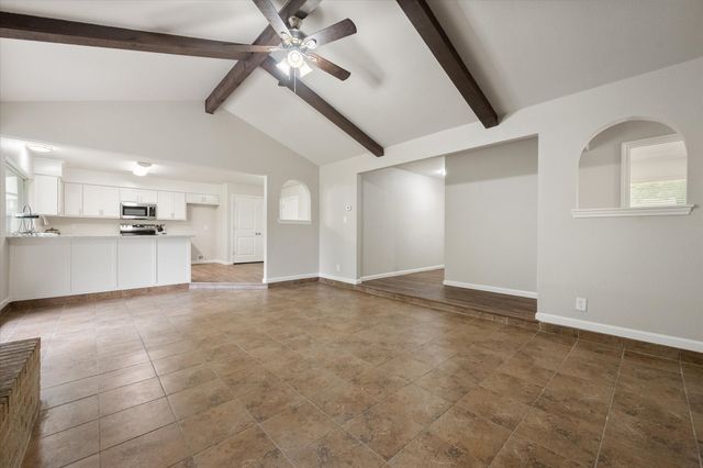2512 Colleen Drive, Arlington, TX 76016