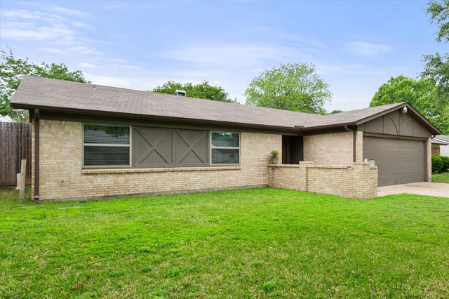 2512 Colleen Drive, Arlington, TX 76016