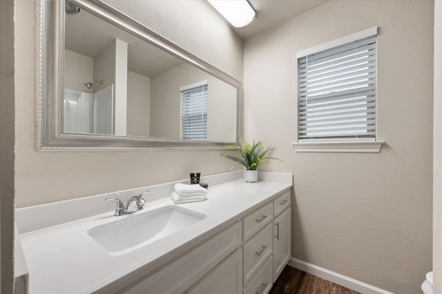 2512 Colleen Drive, Arlington, TX 76016