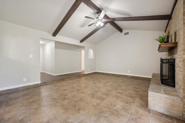2512 Colleen Drive, Arlington, TX 76016