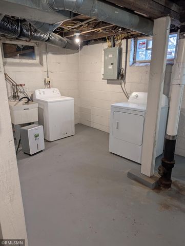 2003 Willow Avenue N, Minneapolis, MN 55411