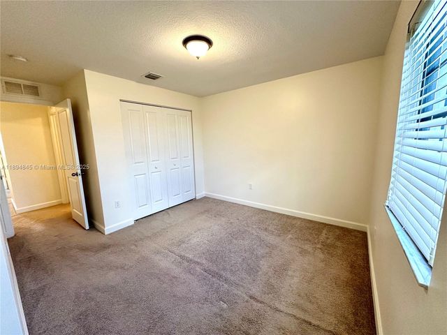 404 NE 194th Ter, Miami, FL 33179