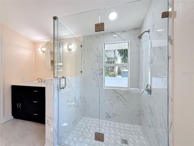 1247 HIGHLAND STREET N, St Petersburg, FL 33701