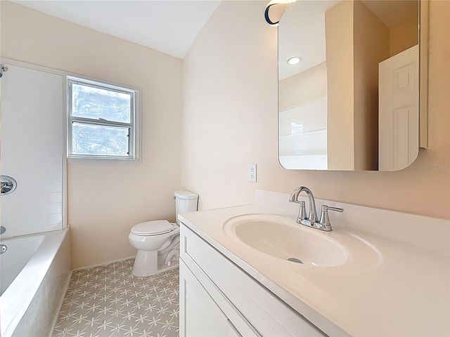 1247 HIGHLAND STREET N, St Petersburg, FL 33701