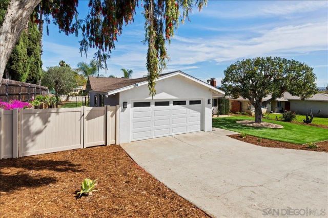 1452 N Fig St, Escondido, CA 92026