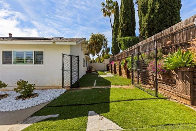 1452 N Fig St, Escondido, CA 92026