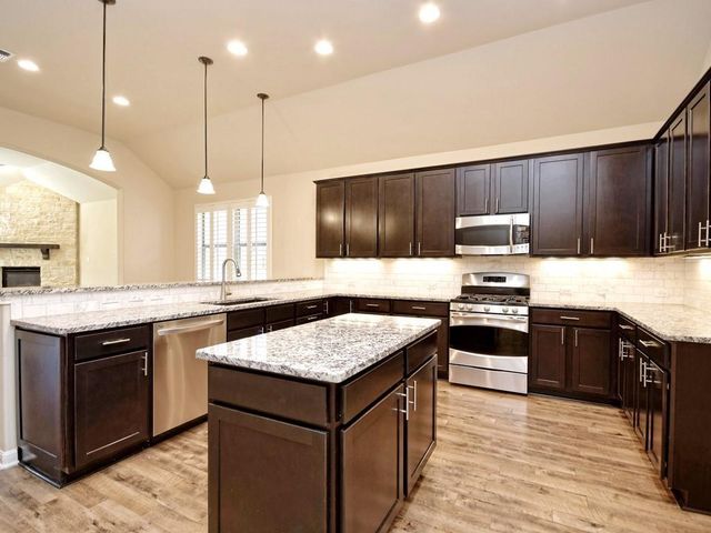 2216 Lookout Range DR, Leander, TX 78641