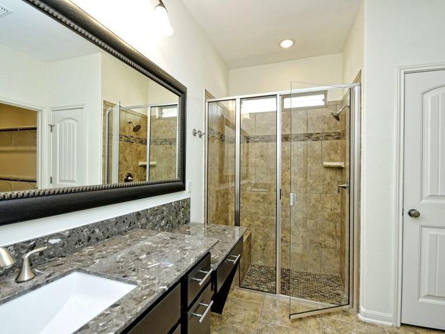 2216 Lookout Range DR, Leander, TX 78641