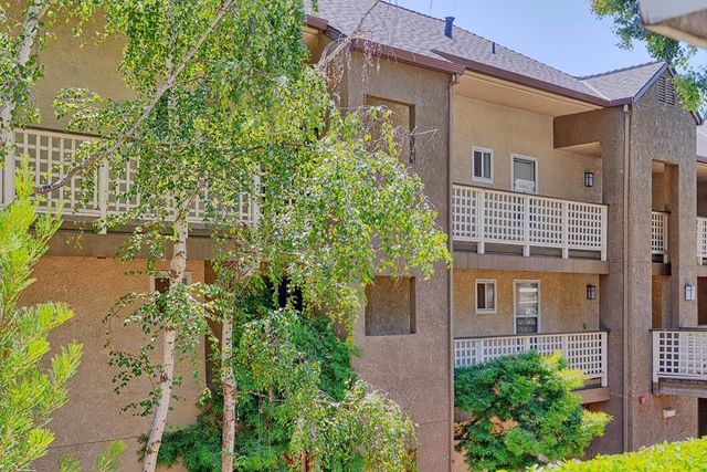 685 Dartmore Ln 365, Hayward, CA 94544