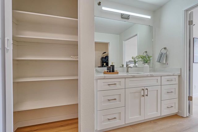 685 Dartmore Ln 365, Hayward, CA 94544