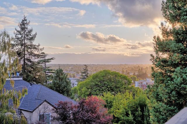 685 Dartmore Ln 365, Hayward, CA 94544