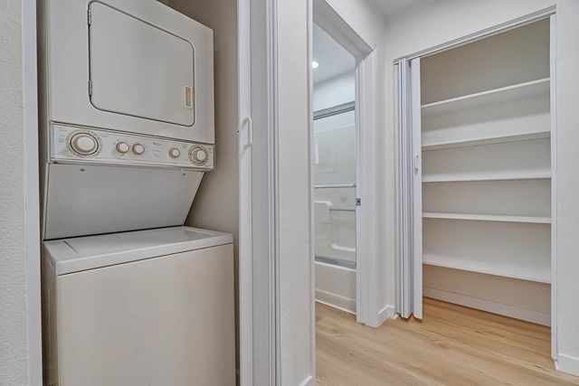 685 Dartmore Ln 365, Hayward, CA 94544