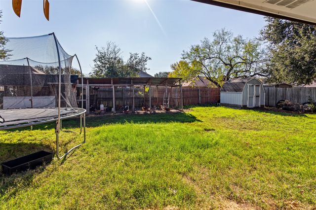 1519 Hayloft Lane, Granbury, TX 76048