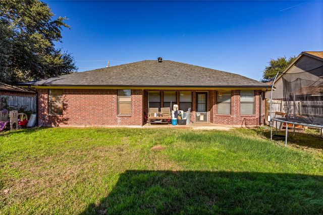 1519 Hayloft Lane, Granbury, TX 76048