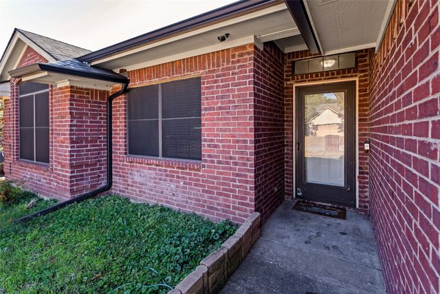 1519 Hayloft Lane, Granbury, TX 76048