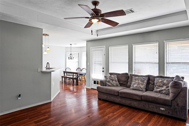 1519 Hayloft Lane, Granbury, TX 76048