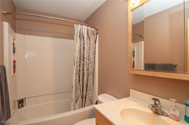 856 Morningview Avenue, Akron, OH 44305