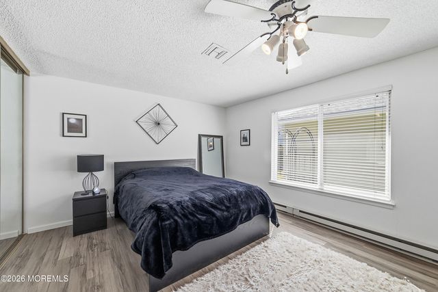 21 Celtis Plz 21B, Monroe, NJ 08831