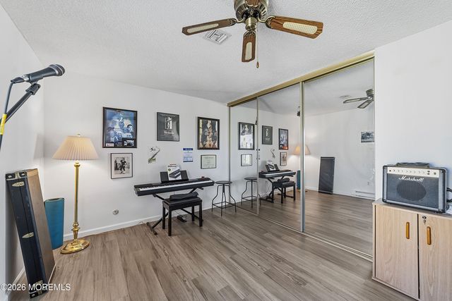 21 Celtis Plz 21B, Monroe, NJ 08831