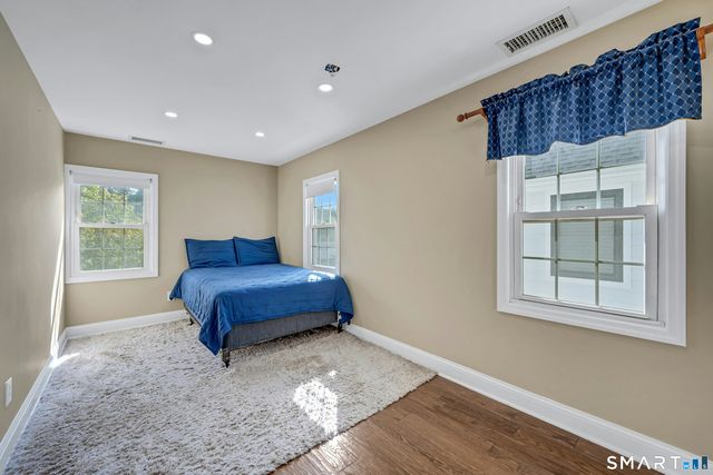 17 Thornhill Road, Greenwich, CT 06878