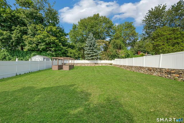 17 Thornhill Road, Greenwich, CT 06878