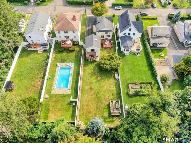 17 Thornhill Road, Greenwich, CT 06878
