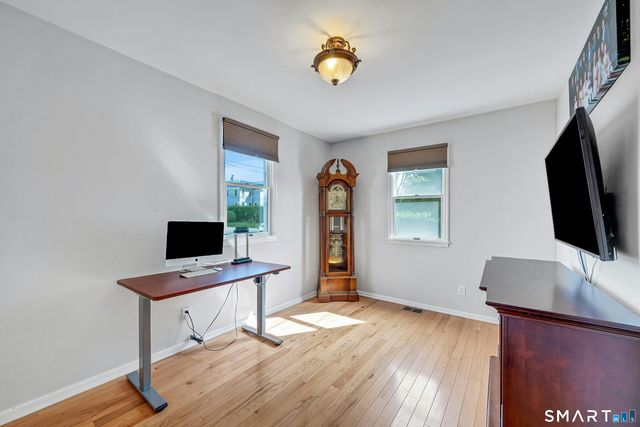 17 Thornhill Road, Greenwich, CT 06878