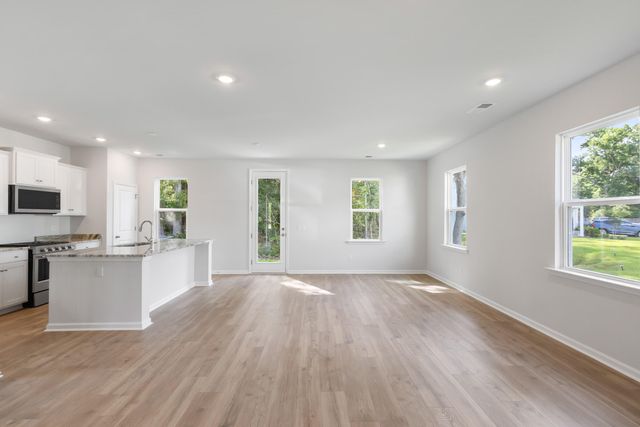 331 Dickerson Lane, Summerville, SC 29485