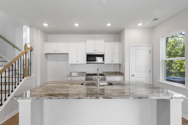 331 Dickerson Lane, Summerville, SC 29485