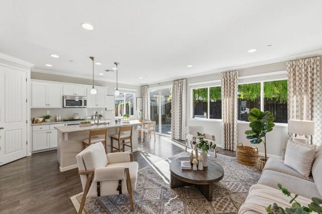 931 Held Court, Hollister, CA 95023