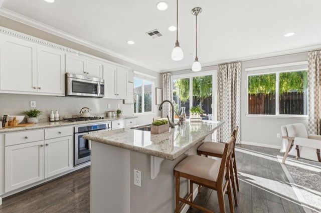 931 Held Court, Hollister, CA 95023