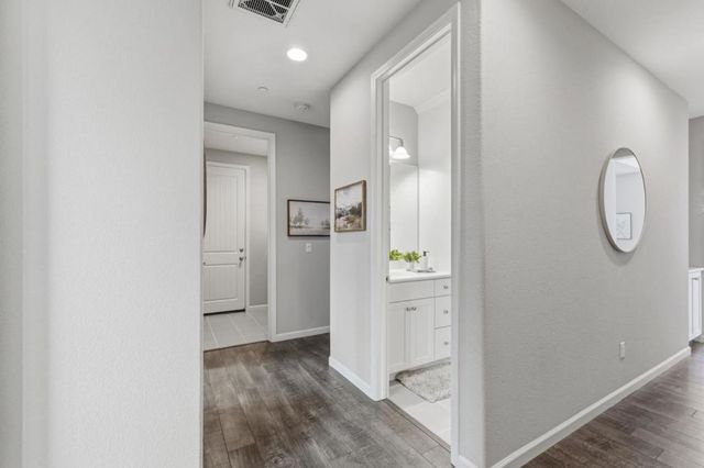 931 Held Court, Hollister, CA 95023