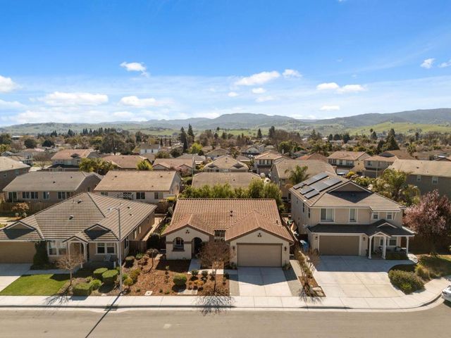 931 Held Court, Hollister, CA 95023