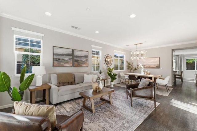 931 Held Court, Hollister, CA 95023