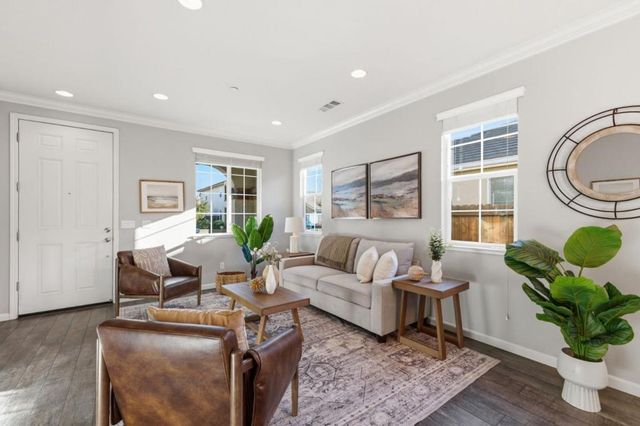 931 Held Court, Hollister, CA 95023