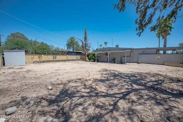 5801 E 2nd Street, Tucson, AZ 85711