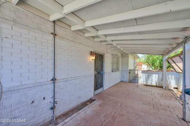 5801 E 2nd Street, Tucson, AZ 85711