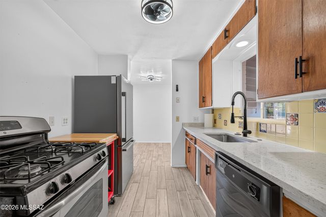 5801 E 2nd Street, Tucson, AZ 85711