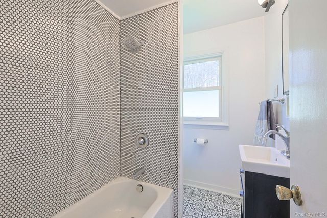 711 Sundown Road, Sundown, NY 12740