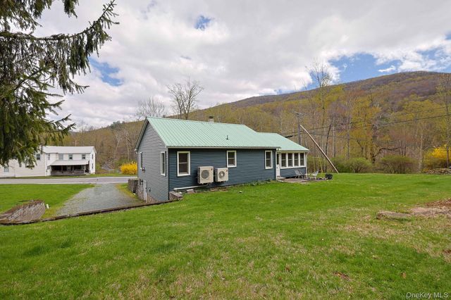 711 Sundown Road, Sundown, NY 12740
