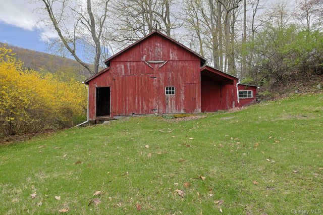 711 Sundown Road, Sundown, NY 12740