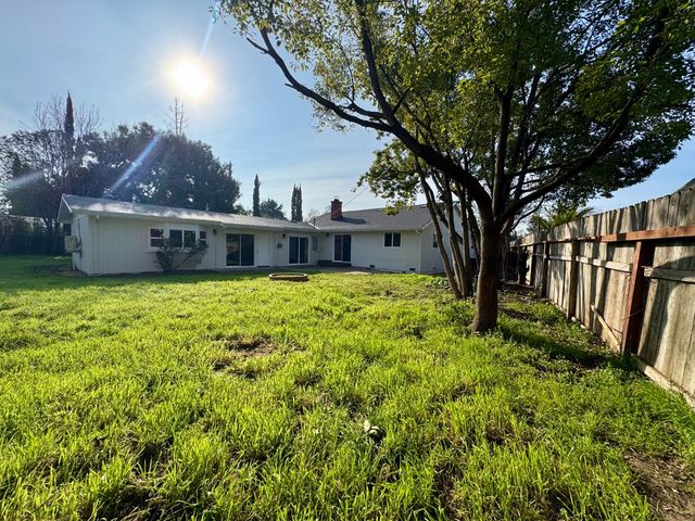 3831 French Ave, Sacramento, CA 95821