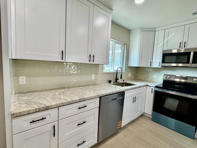 3831 French Ave, Sacramento, CA 95821