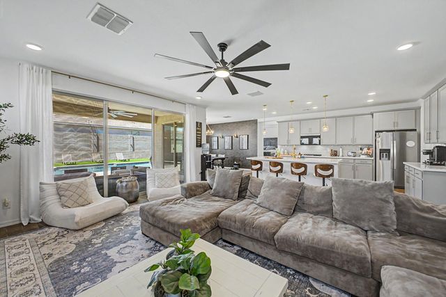 4329 W Nora Drive, San Tan Valley, AZ 85144