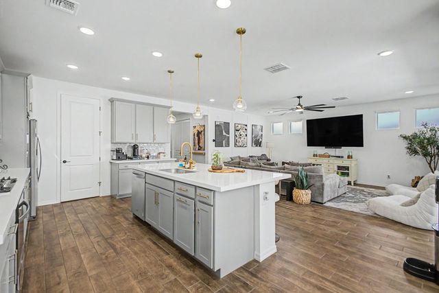 4329 W Nora Drive, San Tan Valley, AZ 85144