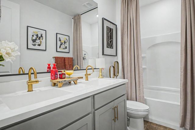 4329 W Nora Drive, San Tan Valley, AZ 85144