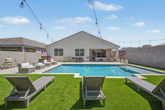 4329 W Nora Drive, San Tan Valley, AZ 85144