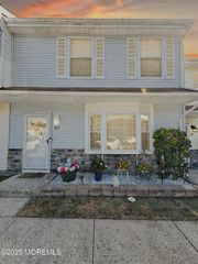 89 Rita Lane, Jackson, NJ 08527